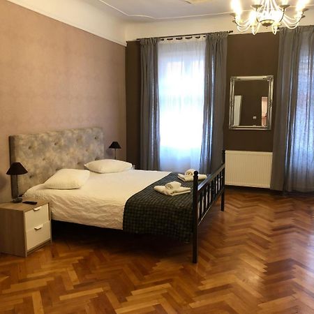 Poet Pastior Residence Sibiu Bagian luar foto