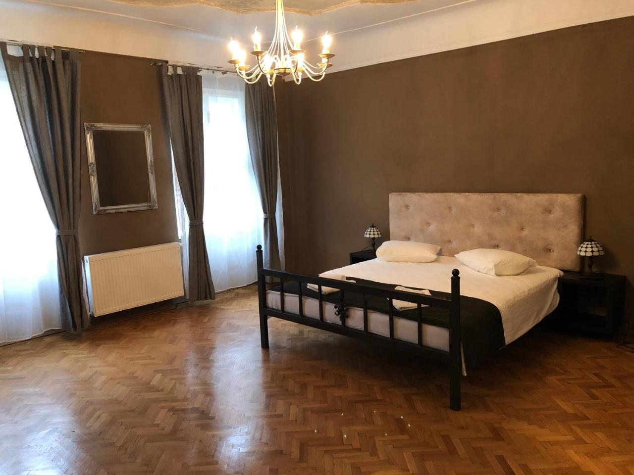 Poet Pastior Residence Sibiu Bagian luar foto