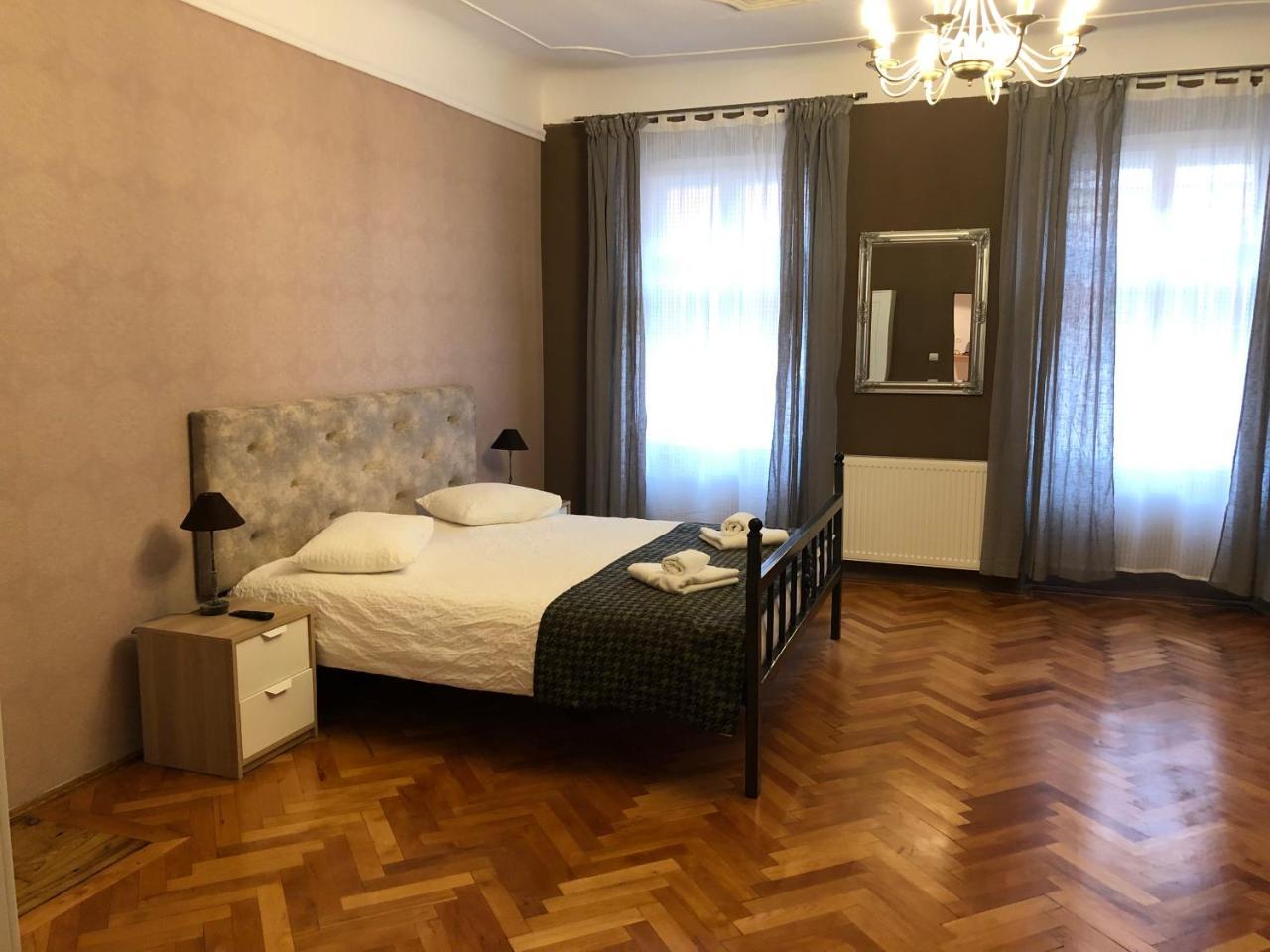 Poet Pastior Residence Sibiu Bagian luar foto