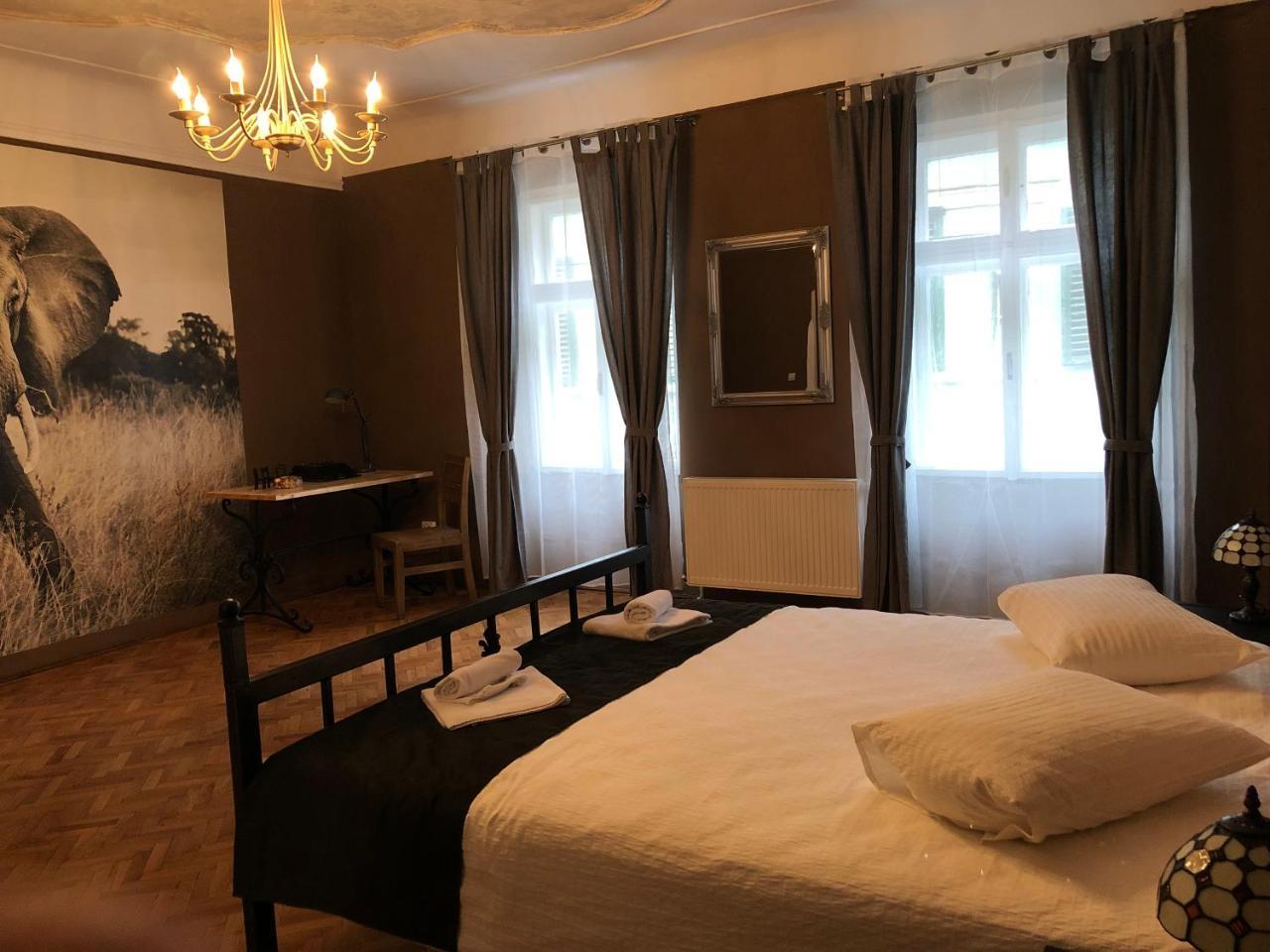 Poet Pastior Residence Sibiu Bagian luar foto